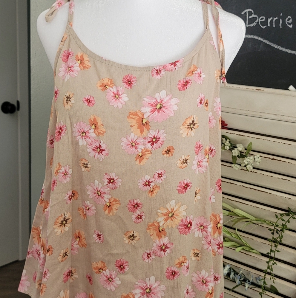 Floral Beige Sleeveless Top